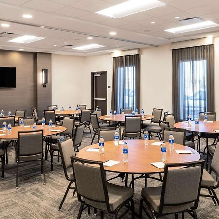 Hyatt Place Fort Worth-Alliance Town Center Экстерьер фото