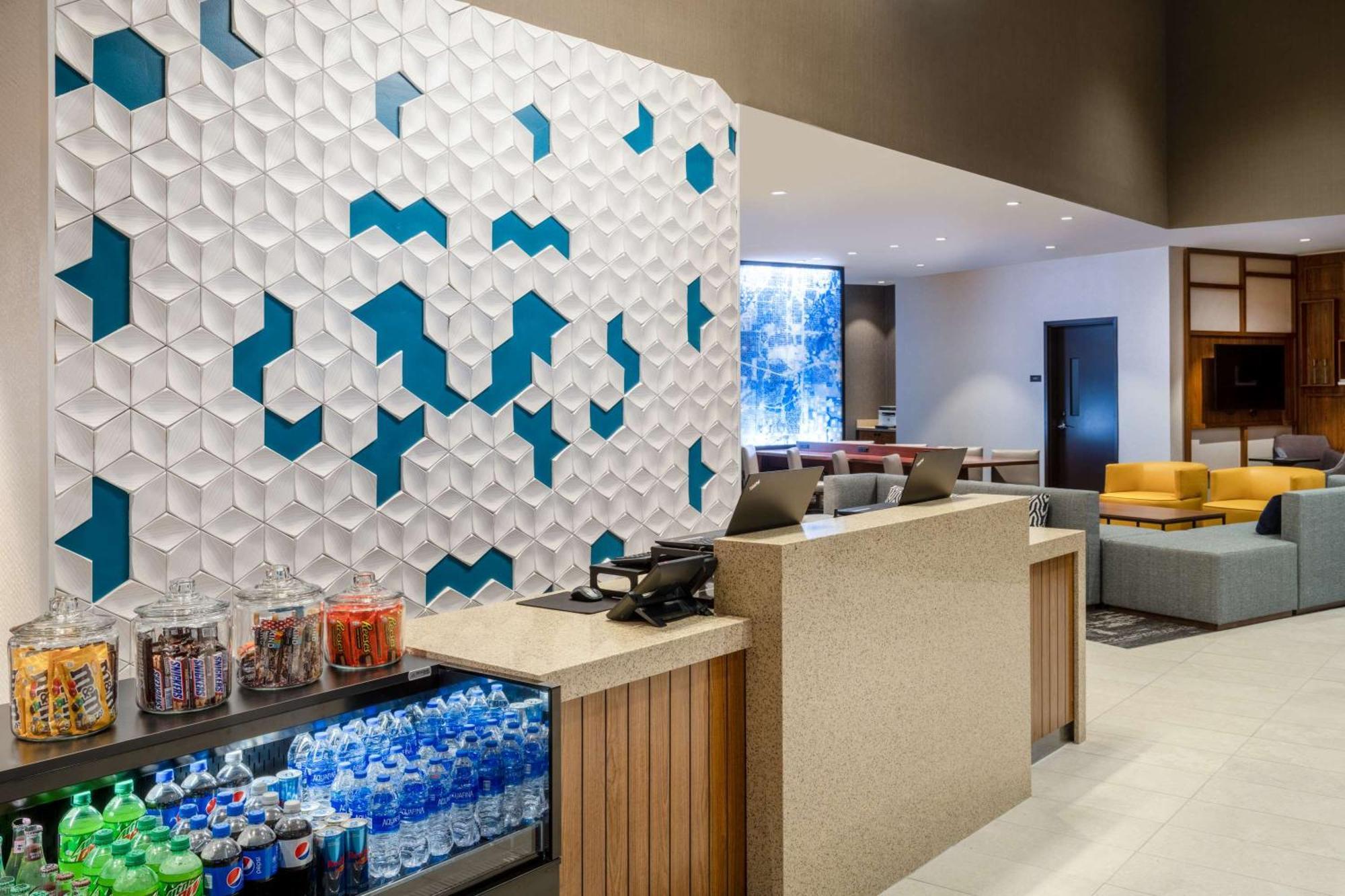 Hyatt Place Fort Worth-Alliance Town Center Экстерьер фото