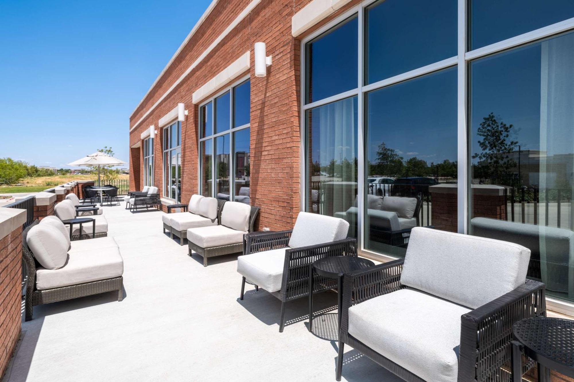 Hyatt Place Fort Worth-Alliance Town Center Экстерьер фото