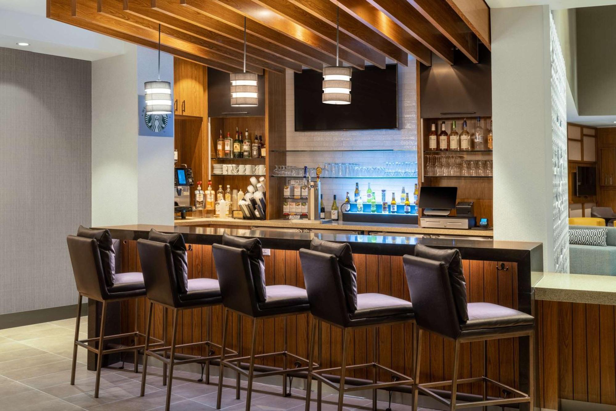 Hyatt Place Fort Worth-Alliance Town Center Экстерьер фото