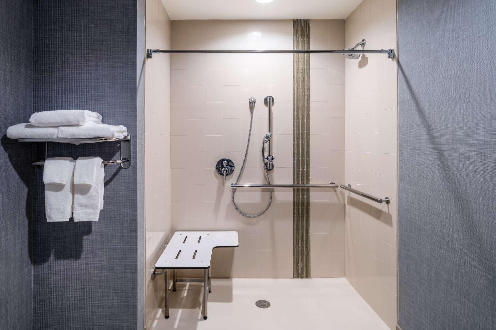 Hyatt Place Fort Worth-Alliance Town Center Экстерьер фото
