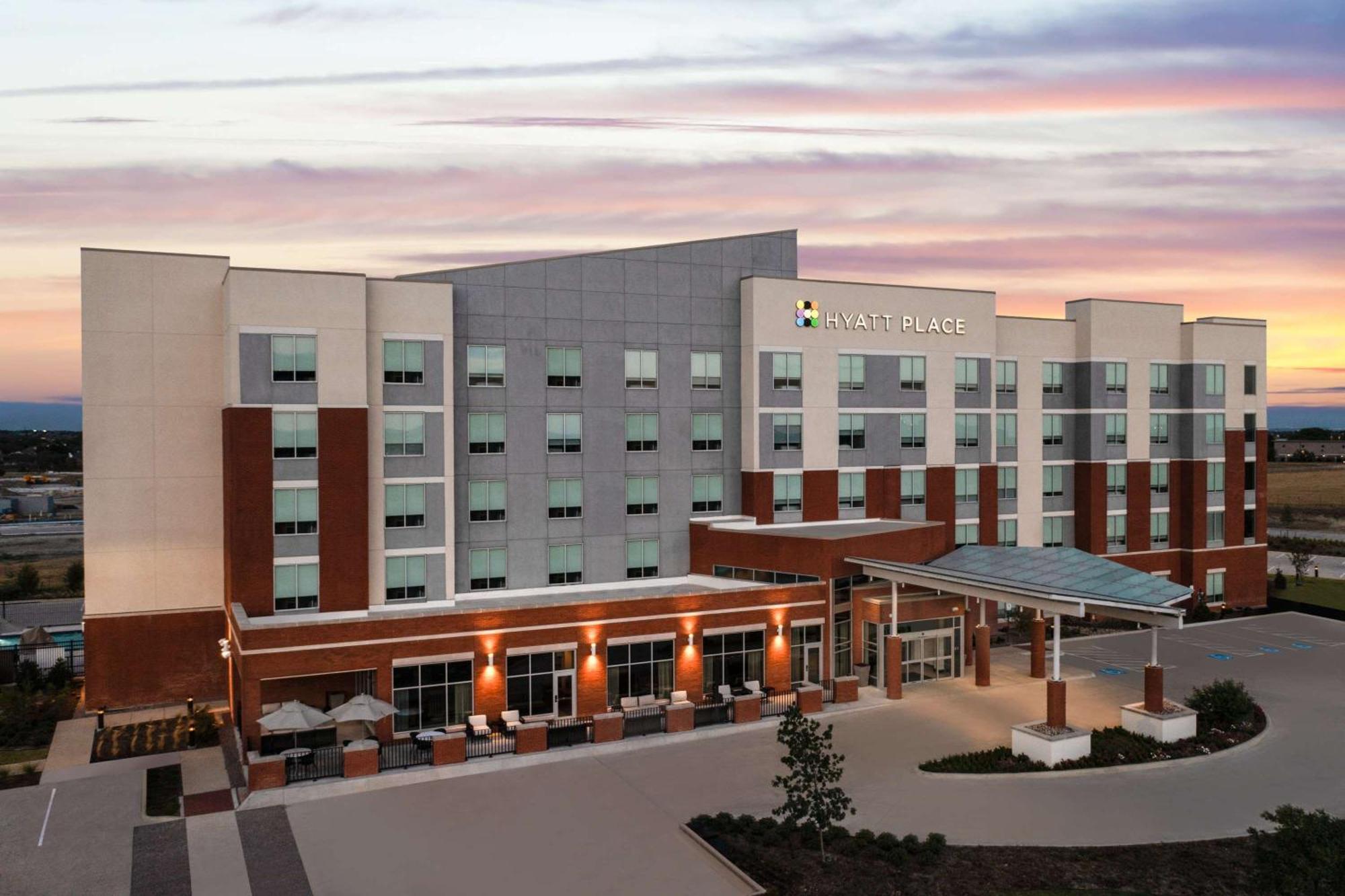 Hyatt Place Fort Worth-Alliance Town Center Экстерьер фото